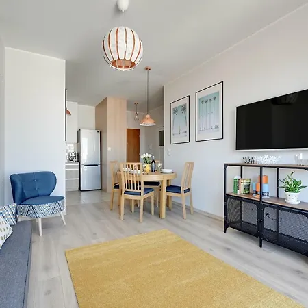 Triapart Nova Grobla 1 *